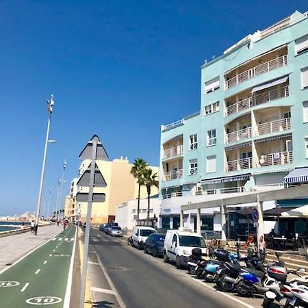 Gatu Premium Villa Isabel Terraza,Parking,1ºlinea Playa,Wifi,Vista Al Mar , Preferente Mayores De 25 Anos Y Familias Cádiz Exterior foto